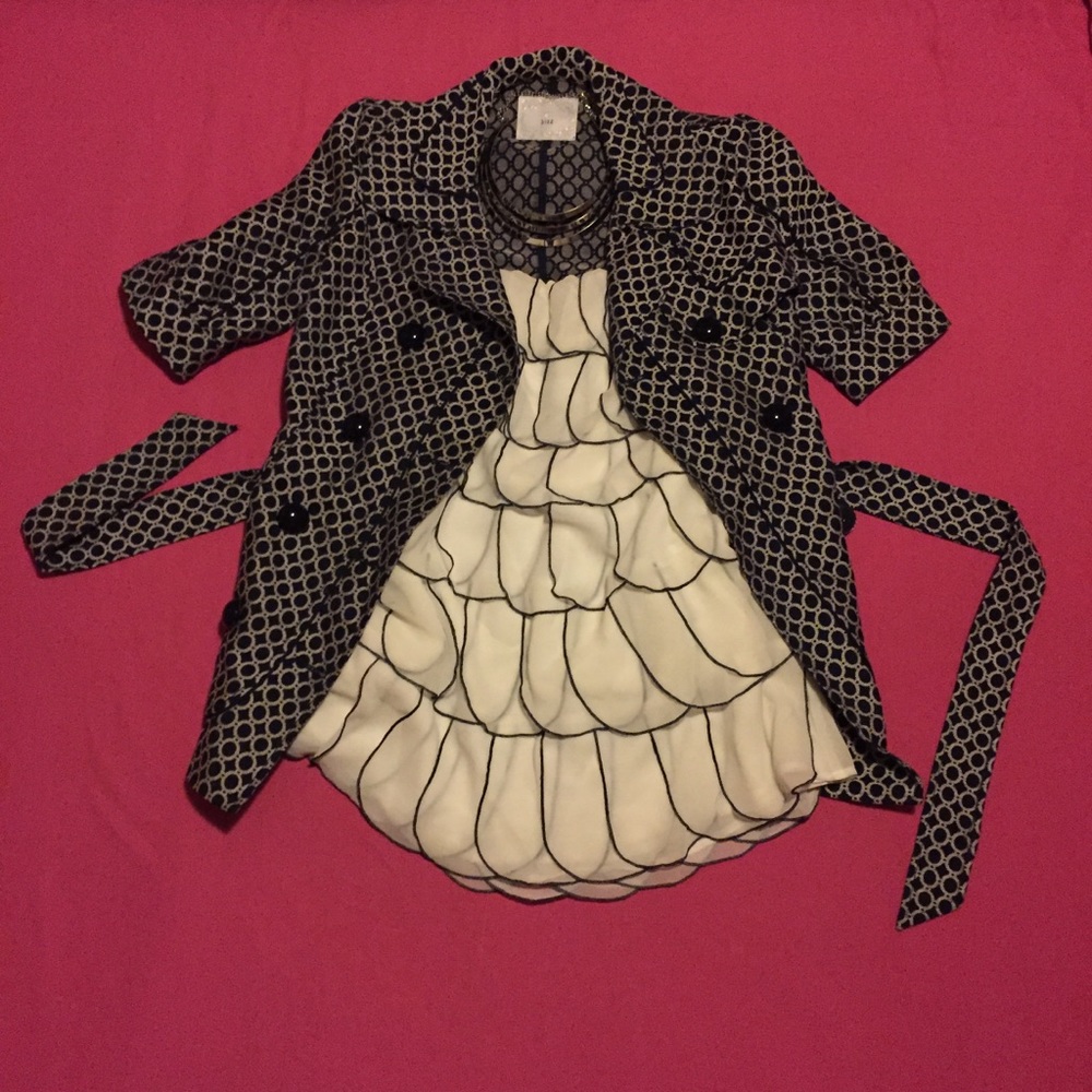 Adorable Lightweight Patterned Coat - image 2